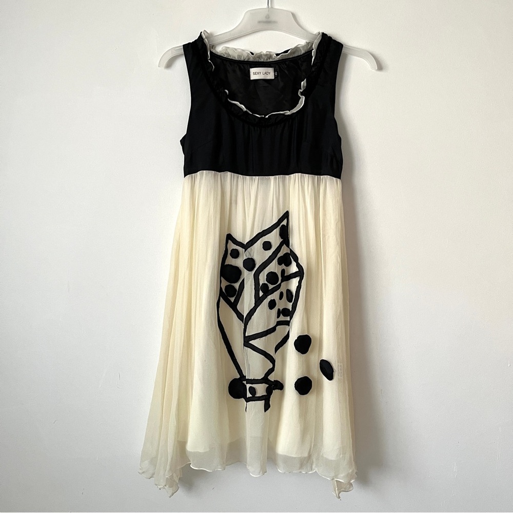 New Girl’s Dress ( fit like girl’s size 12)